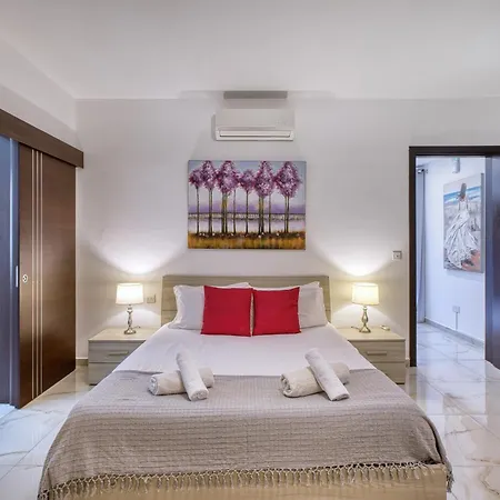 Sliema 3-bed With Ac Terrace And Wifi