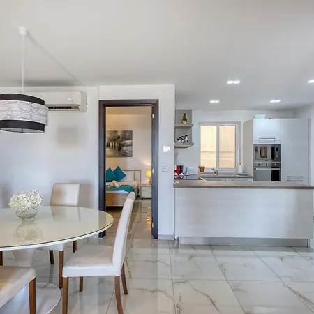 Sliema 3-bed With Ac Terrace And Wifi