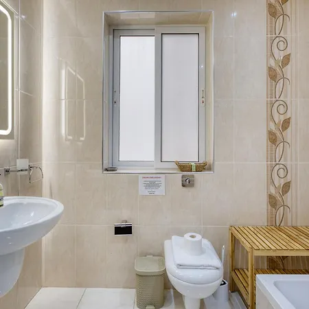 Sliema 3-bed With Ac Terrace And Wifi * Gzira